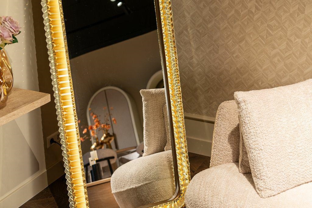 RICHMOND lustro z oświetleniem KAHLO - obrazek 3