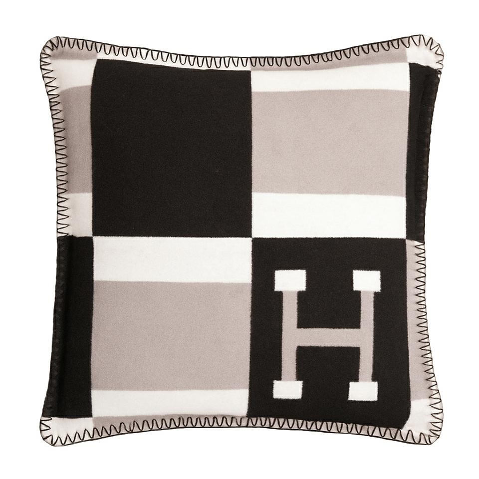 Poduszka dekoracyjna SHP PARIS HOME czarna / szara