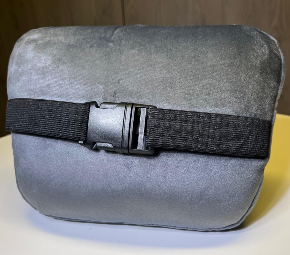 Poduszka zagłówek GREY ALCANTARA H - obrazek 3